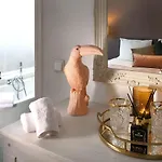 Haarlem Hotel Suites Hotel 4*