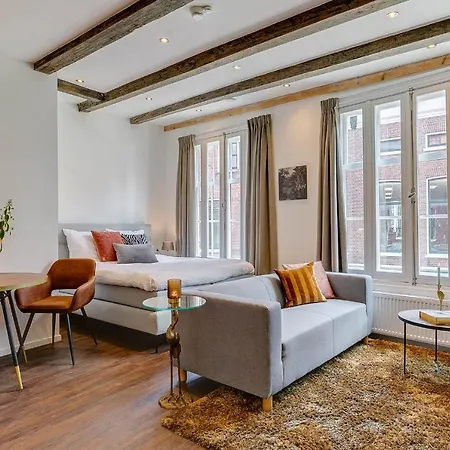 Haarlem Hotel Suites 4*