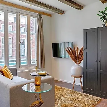 Haarlem Hotel Suites 4*