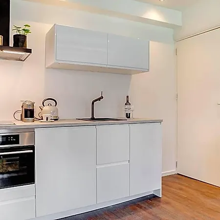 Haarlem Hotel Suites Hotel 4*