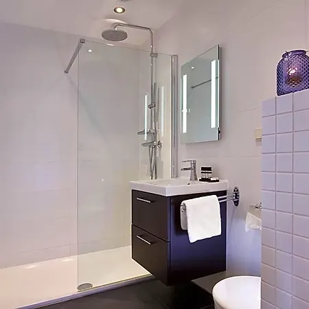 Hotel Haarlem Hotel Suites 4*