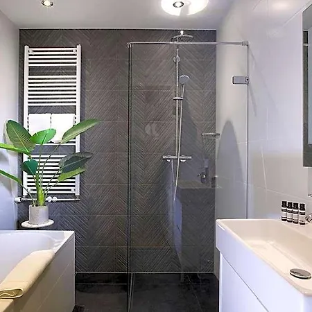 Haarlem Hotel Suites Hotel 4*