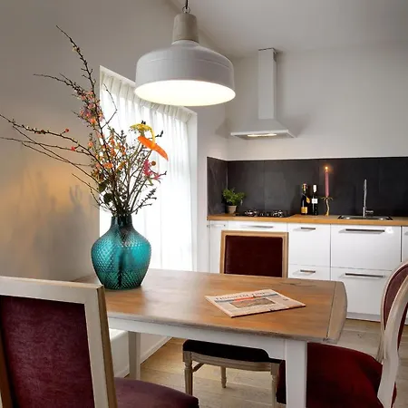 Haarlem Hotel Suites 4*