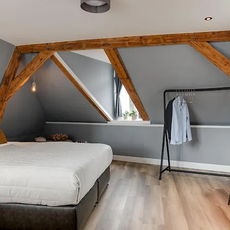 Haarlem Hotel Suites 4*