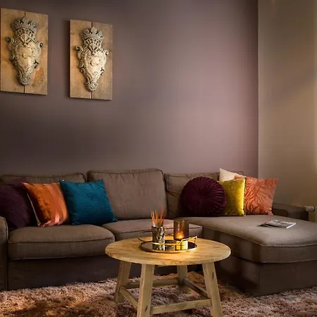 Haarlem Hotel Suites מלון