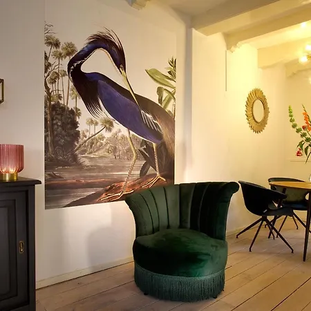 מלון Haarlem Hotel Suites הארלם