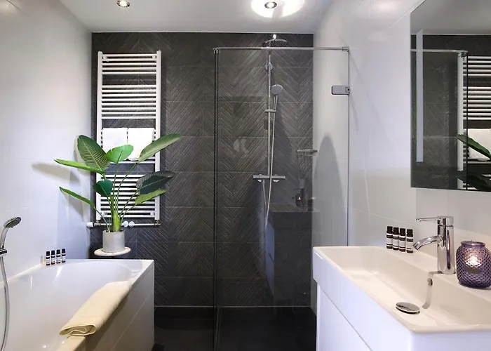 Haarlem Hotel Suites Hotel 4*