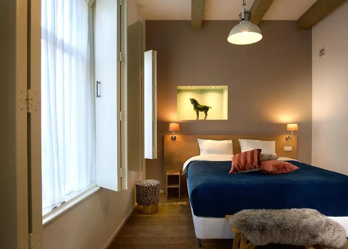 Hotel Haarlem Hotel Suites 4*