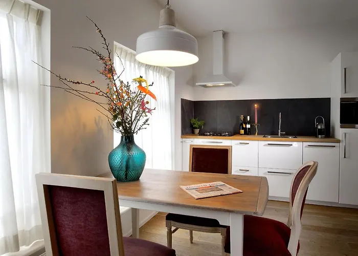 Haarlem Hotel Suites 4*